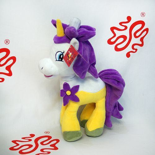 Juguete de caballo blanco de color relleno
