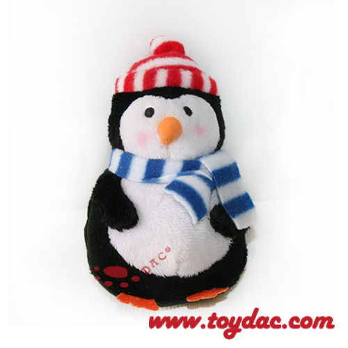 Pingüino navideño relleno de peluche