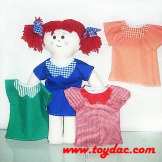 Ropa de vestir DIY para muñecas de tela